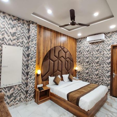 Hotel Gs Amritsar 200 Mtr From Golden Temple Экстерьер фото