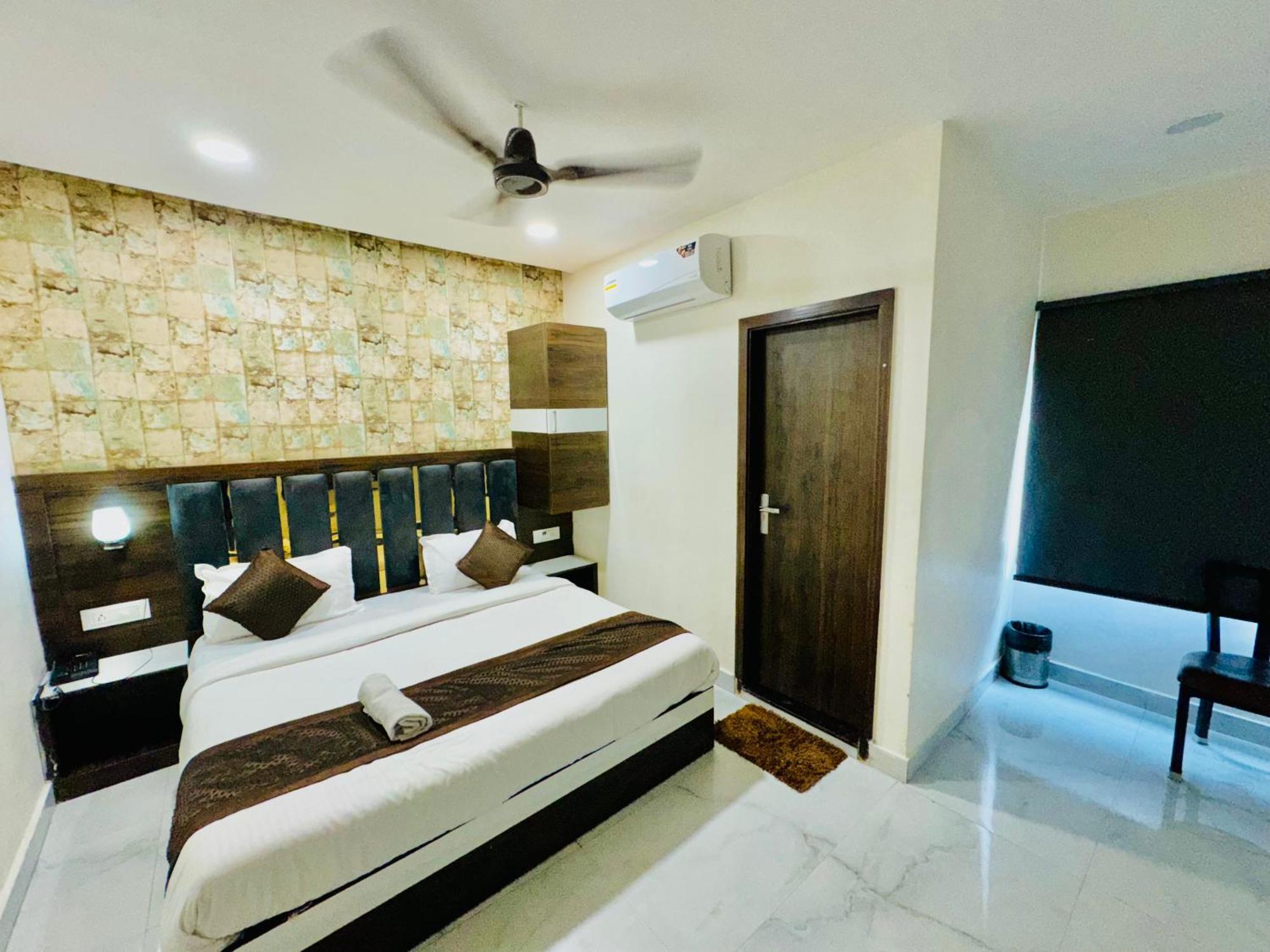 Hotel Gs Amritsar 200 Mtr From Golden Temple Экстерьер фото