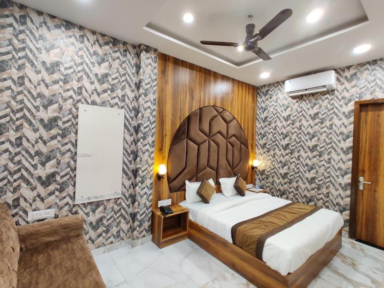 Hotel Gs Amritsar 200 Mtr From Golden Temple Экстерьер фото