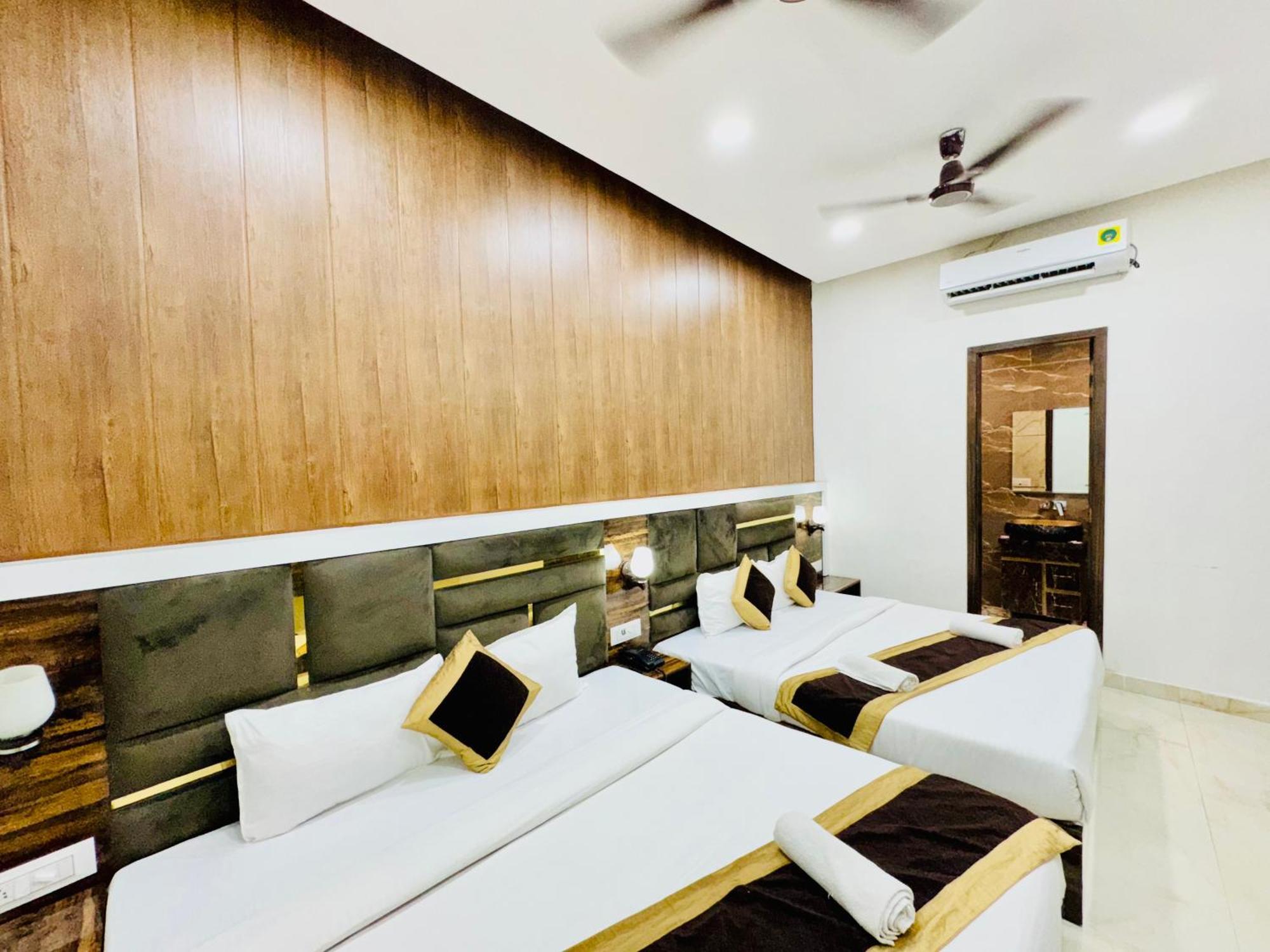 Hotel Gs Amritsar 200 Mtr From Golden Temple Экстерьер фото
