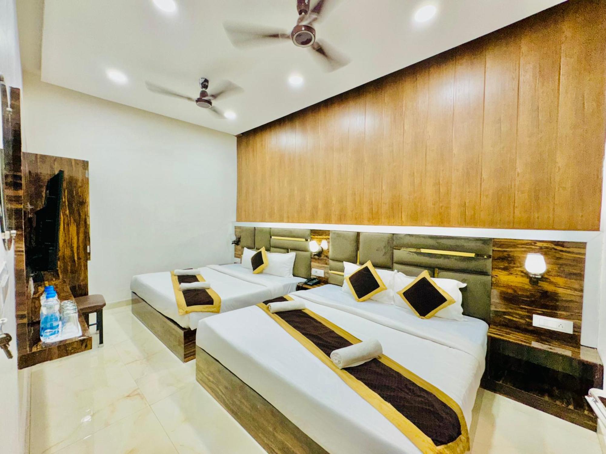 Hotel Gs Amritsar 200 Mtr From Golden Temple Экстерьер фото